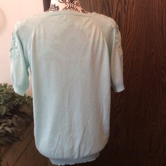 Spring sweater - Picture 2 of 3